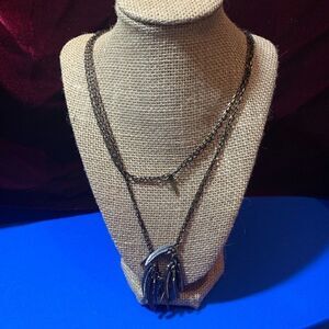 Jewelmint Feather Necklace 
